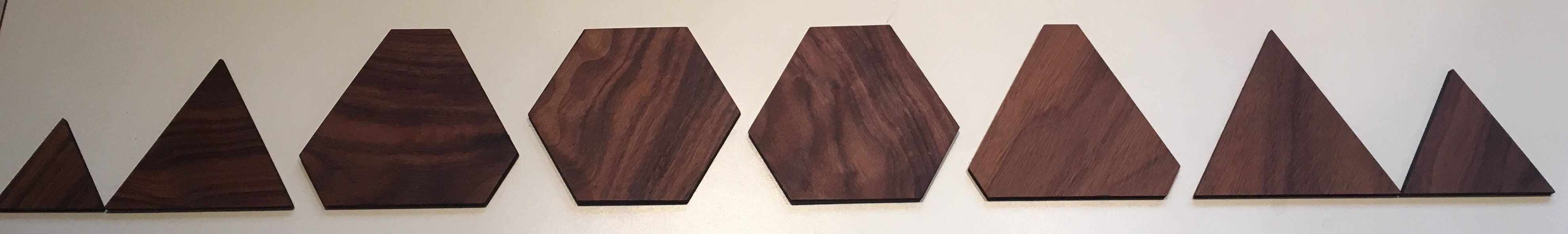<p>8 geometric shapes.</p>
