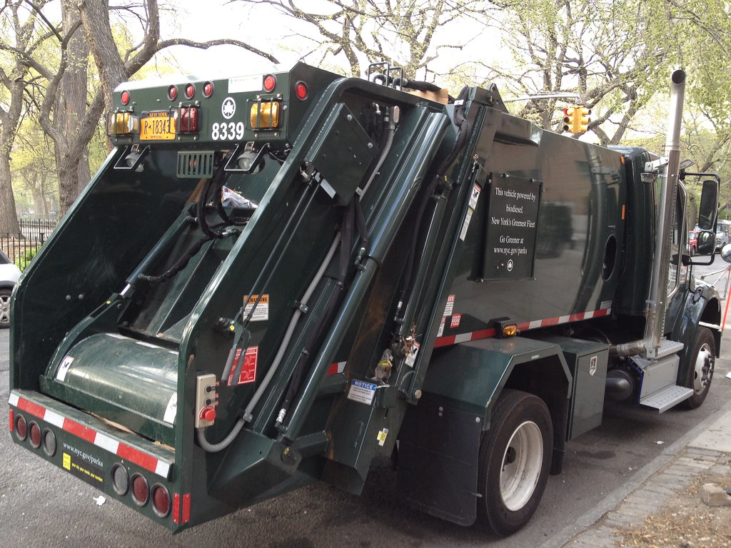 <p>garbage truck.</p>

