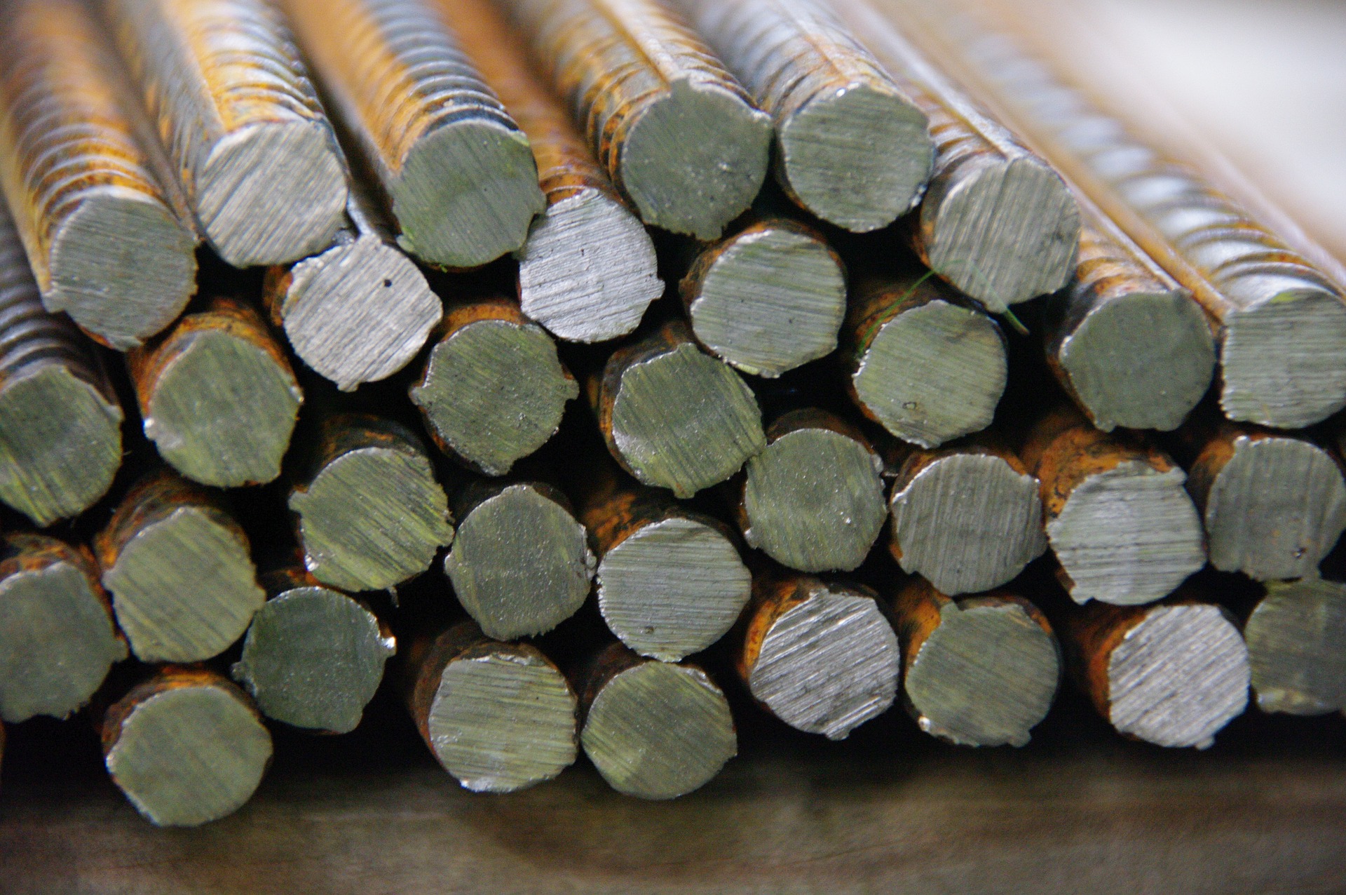 <p>a pile of iron rods</p>

