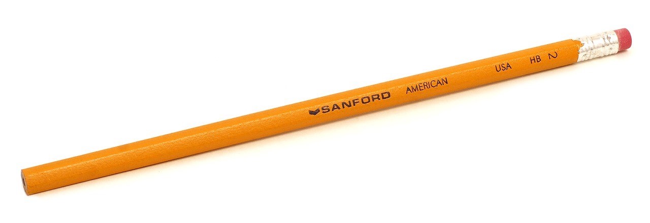 <p>A photo of a yellow pencil</p>
